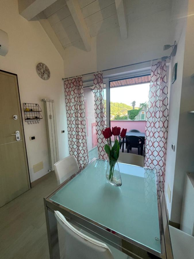 Apartmán A Casa Di Laura Finale Ligure Exteriér fotografie